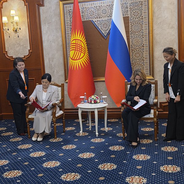 KRSU signed an agreement on interaction with the Clinical Hospital under the Administration of the President of the Kyrgyz Republic