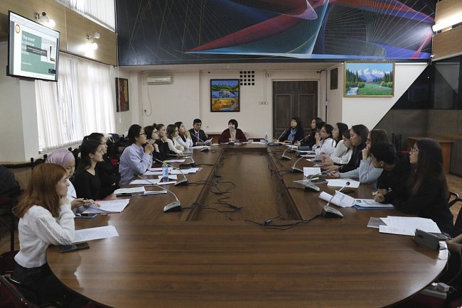 Students from universities in the Kyrgyz Republic and the Russian Federation discussed issues of the functioning of the Russian language in Kyrgyzstan