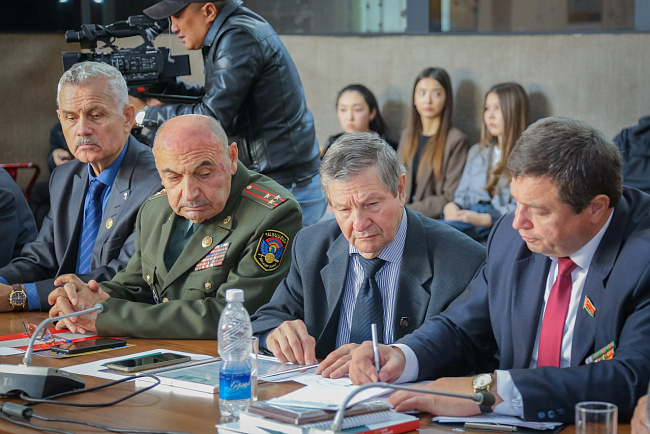 В КРСУ прошла Международная конференция, посвященная 80-летию Победы: вклад народов союзных республик в разгром фашизма