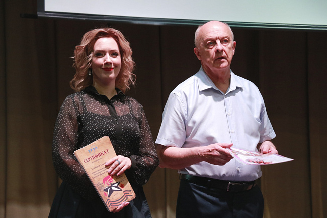 На сцене «Сувенир»: в КРСУ прошел концерт, посвященный Дню России