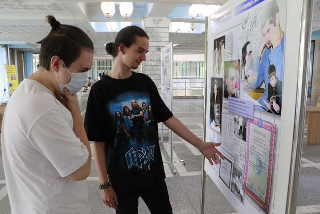 С Днем информации и печати Кыргызстана!