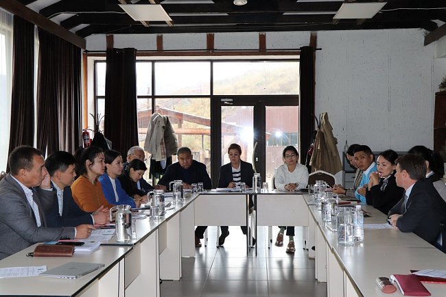 KRSU teachers discussed with experts effective methods of teaching international humanitarian law