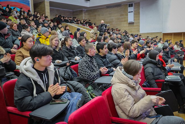 "Judicial diplomacy: KRSU and the EAEU Court enter into a cooperation agreement."