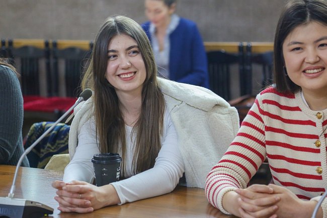 The winners of the international Olympiad met with the acting rector of KRSU Sergei Volkov