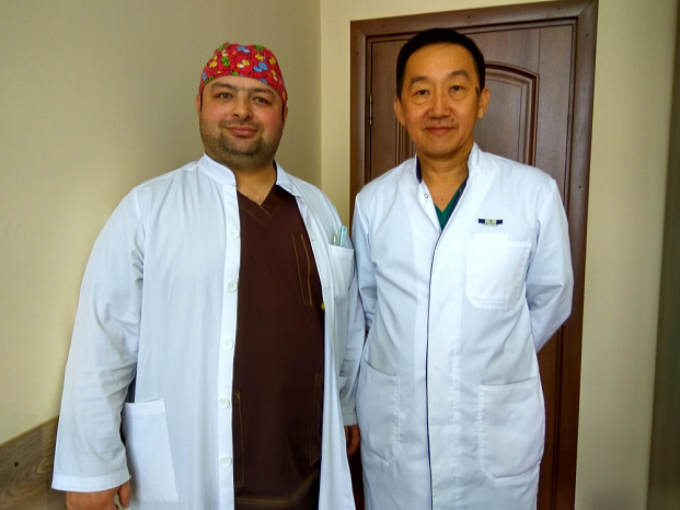 Surgeons in Kyrgyzstan removed two tumors from the patient at once