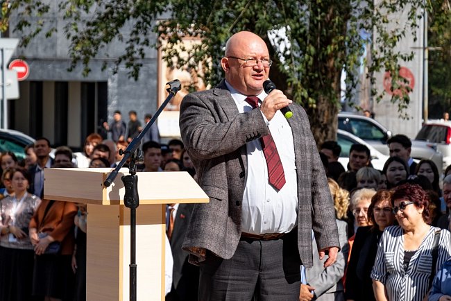 Celebrations dedicated to the 30th anniversary of KRSU have started in Bishkek