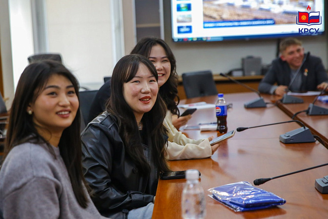 Студенческая стратегическая сессия в КРСУ: создание будущего студенчества