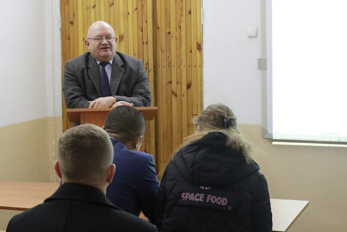 В КРСУ отметили День водителя