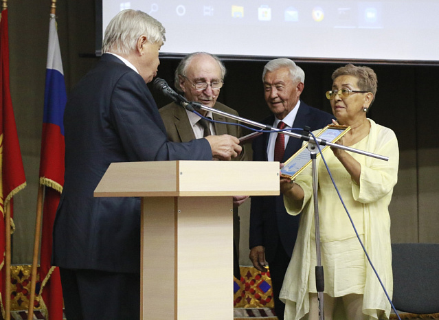 В КРСУ прошла международная конференция, посвященная 75-летию профессора Накена Касиева