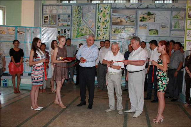 Ceremonial awards for students of the Faculty of Medicine and the Faculty of Architecture, Design and Construction (graduates and 5th year students)