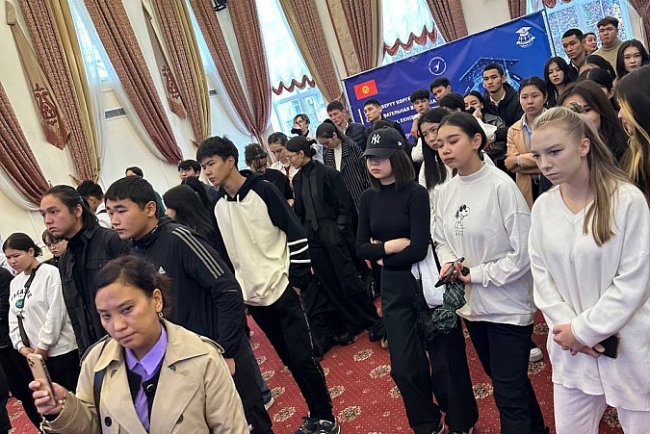 KRSU takes part in the exhibition of universities organized by the OF «Demilge.kg»