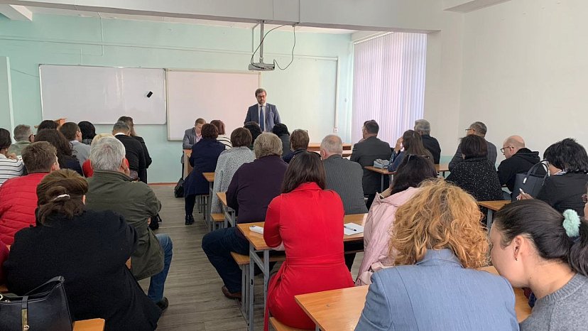 Denis Fomin-Nilov paid a working visit to the Faculty of Economics