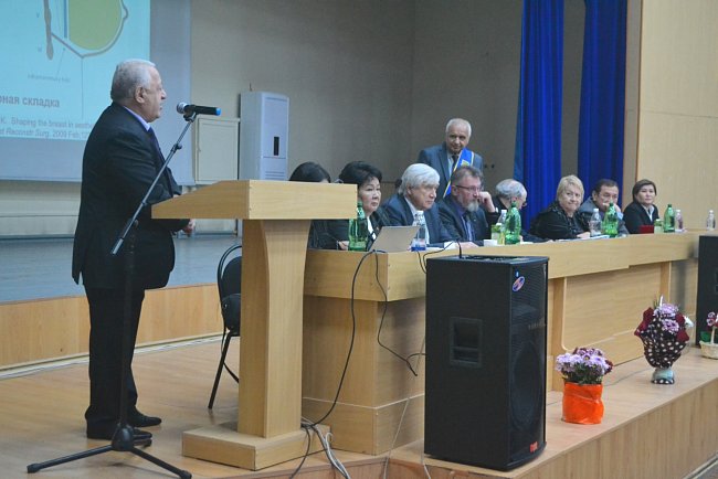 A conference dedicated to the 80th anniversary of KRSU professor Zakir Kamarli was held in Bishkek