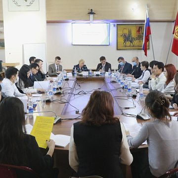 KRSU discussed the problems and prospects for the development of the EAEU