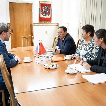 Acting by the Rector of KRSU met with representatives of the National Academy «Manas»