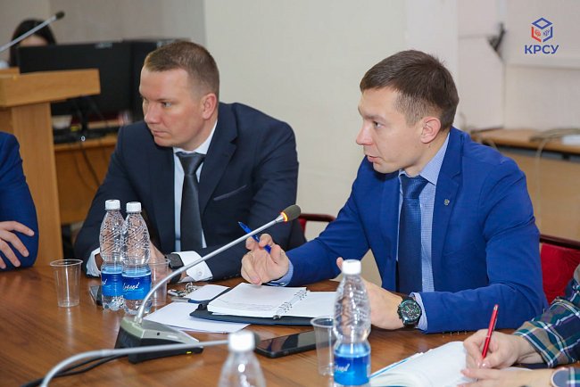 At KRSU, Sergei Volkov met with the staff of the Faculty of International Relations
