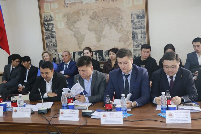KRSU awarded the best young analysts of Kyrgyzstan and Eurasia