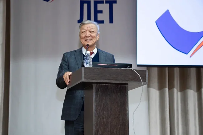 An agreement was signed between KRSU and the National Academy of Sciences of the Kyrgyz Republic
