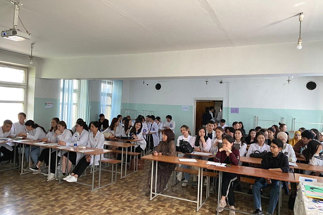 Жизнь коротка, а латинский язык – вечен!