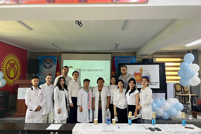 Лечебники КРСУ приняли участие в олимпиаде с пеленанием!