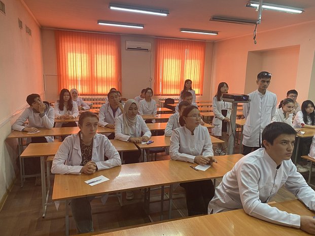 Students spent their knowledge on an anatomical quiz