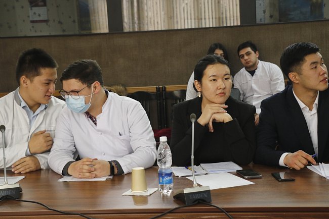 Young scientists spoke about English-language medical education in Kyrgyzstan