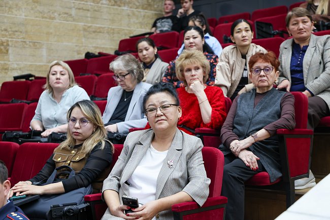 KRSU hosted a lecture on cybersecurity for university staff and representatives of the Ministry of Internal Affairs.