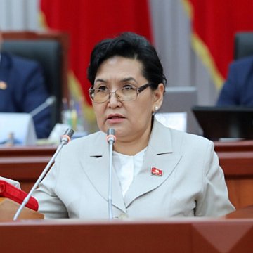 Kyrgyz-orus Slavs Universitetine Gulnara-Klara Samat Vice-Rector of Baldu