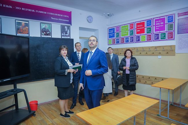 The Deputy Minister of Science and Higher Education of the Russian Federation visited the KRSU school: plans include reconstruction