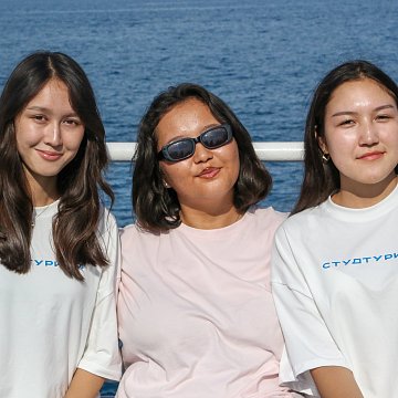 First day of the International School «Student Tourism»: from getting acquainted with the program to «Scientific Safari» in Issyk-Kul
