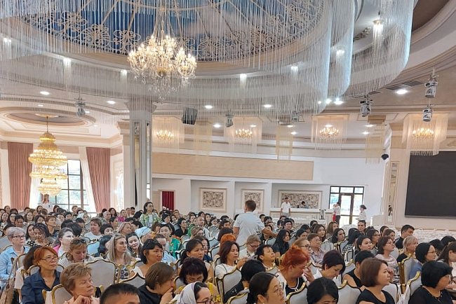 The Department of Obstetrics and Gynecology KRSU organized a seminar dedicated to current issues of gynecology