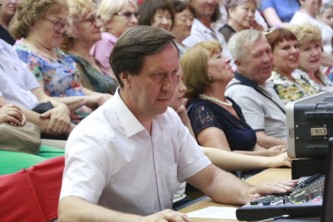 На сцене «Сувенир»: в КРСУ прошел концерт, посвященный Дню России