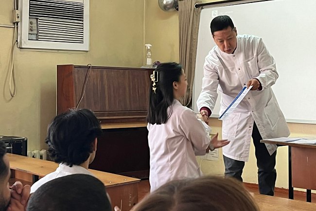 Medical students KRSU discussed current issues of pathophysiology in dentistry