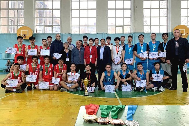 KRSU basketball players won silver medals at the 2022 Universiade