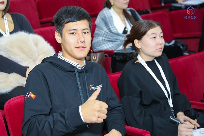 Second day of the Russian-Kyrgyz media forum at KRSU — intensive educational start