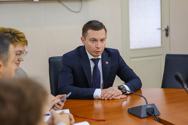 Студенты КРСУ провели маркетинговое исследование базы отдыха "Жаштык" на Иссык-Куле