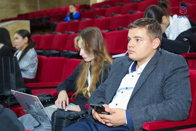 Second day of the Russian-Kyrgyz media forum at KRSU — intensive educational start