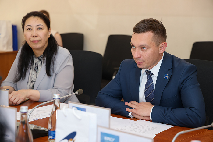 В КРСУ обсудили развитие сотрудничества с Судом Евразийского экономического союза