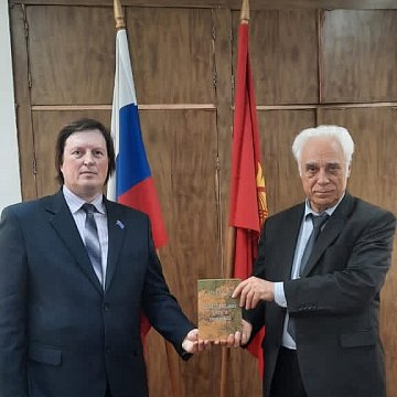 KRSU was visited by the Chairman of the Eurasian Movement of the Russian Federation Oleg Lushnikov