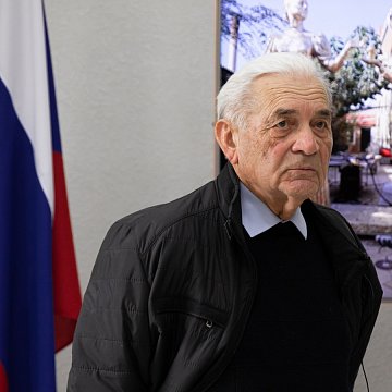 A monument to teachers from Russia and Kyrgyzstan will appear at the main building of KRSU