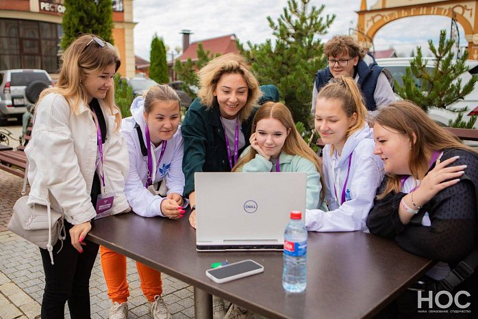 On the sidelines of the Summer School of Journalism: the team of KRSU graduate Kristina Filatova won a press tour to Kaliningrad