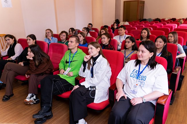 KRSU students «pumped up» leadership and management skills