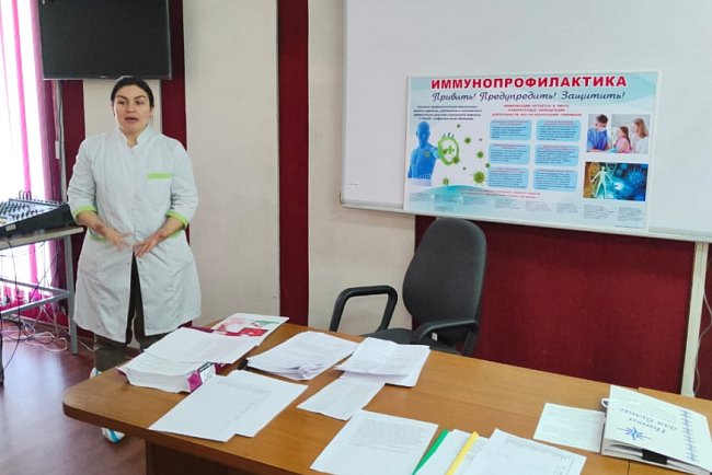 Experts in infectious pathology