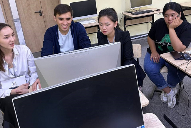 Студенты КРСУ покорили самаркандский форум