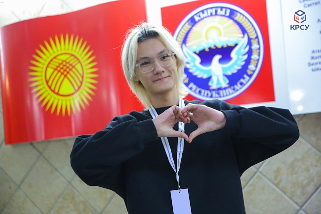 Second day of the Russian-Kyrgyz media forum at KRSU — intensive educational start