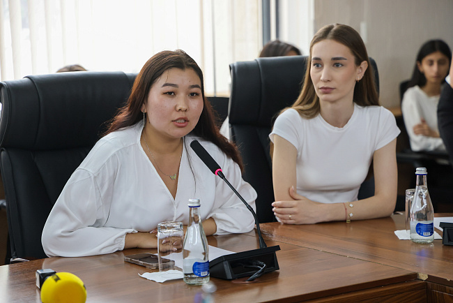 В КРСУ прошла встреча студентов с представителями дипломатического корпуса