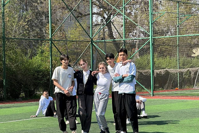 Единение и дружба