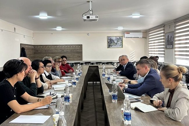 From ideas to actions: the rector of KRSU discussed with teachers the ways of developing faculties