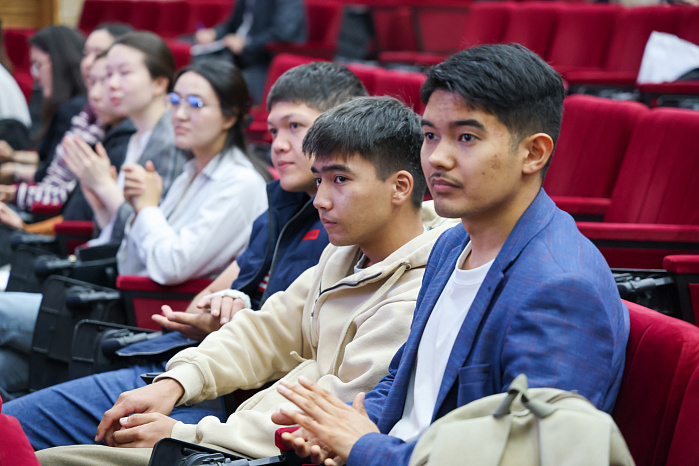 КРСУ принимает первый национальный этап международного чемпионата Global HackAtom в Кыргызстане