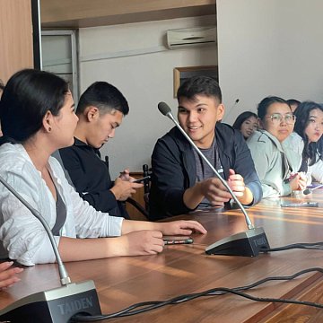 Student journalists from KRSU took part in a master class from NCFU